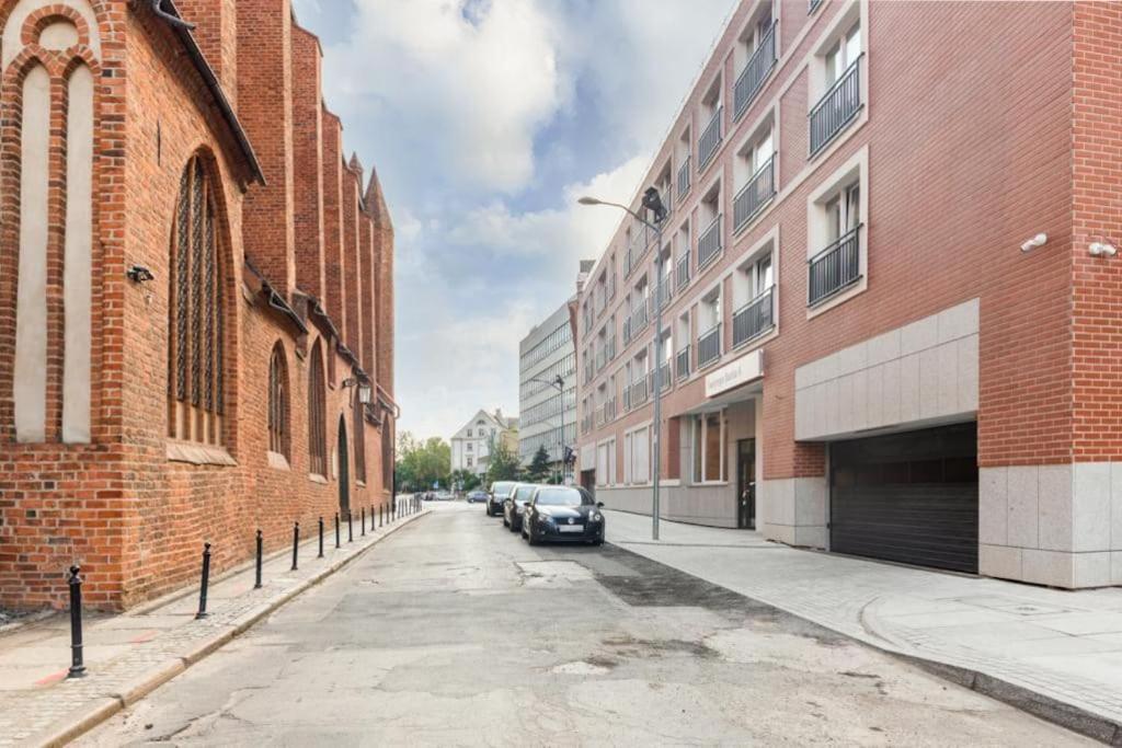 Modern Riverside Apartment With Free Parking Space شتشيتسين المظهر الخارجي الصورة